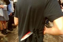 刺さってる！死んじゃう！